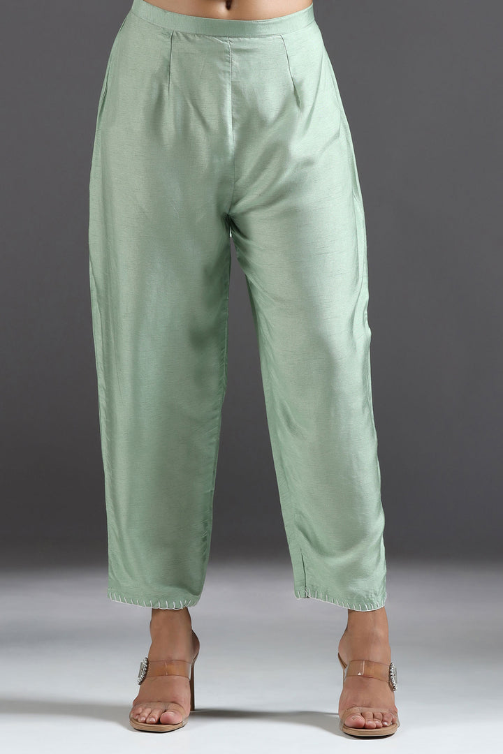 Green Silk Kurta Set with Shirt Collar, Leheriya Side Panels & Thread Highlight Detailing