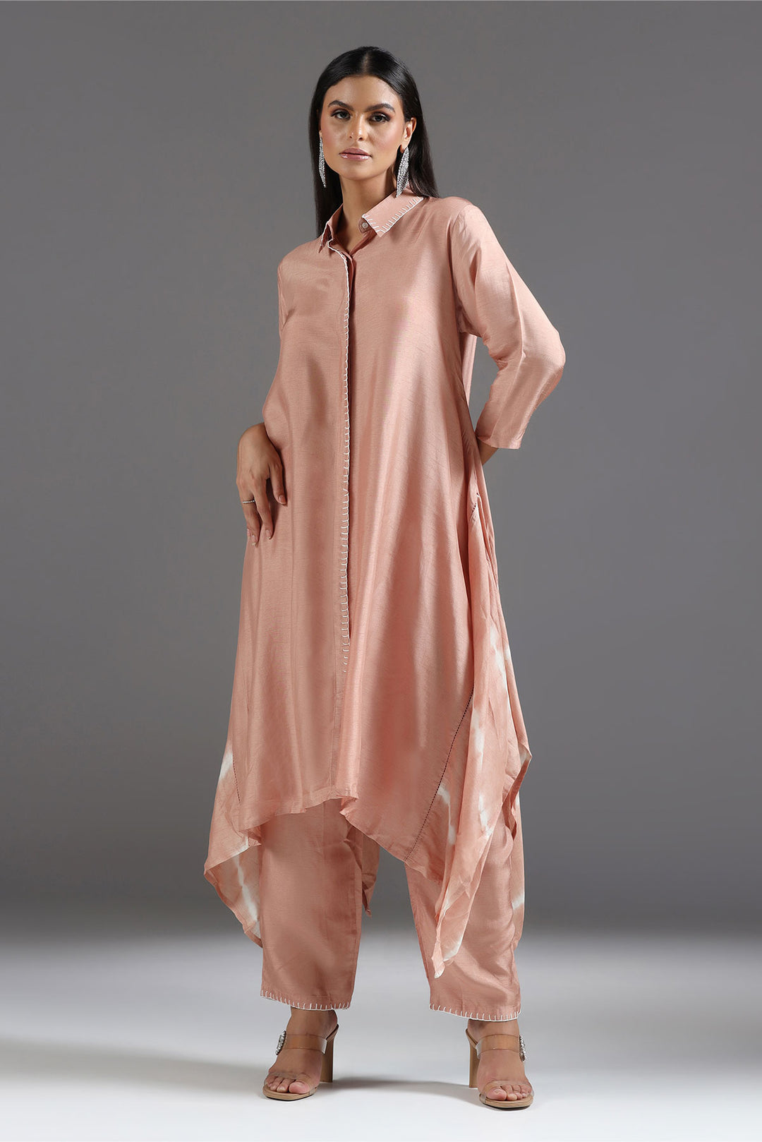 Peach Silk Kurta Set with Shirt Collar, Leheriya Side Panels & Thread Highlight Detailing
