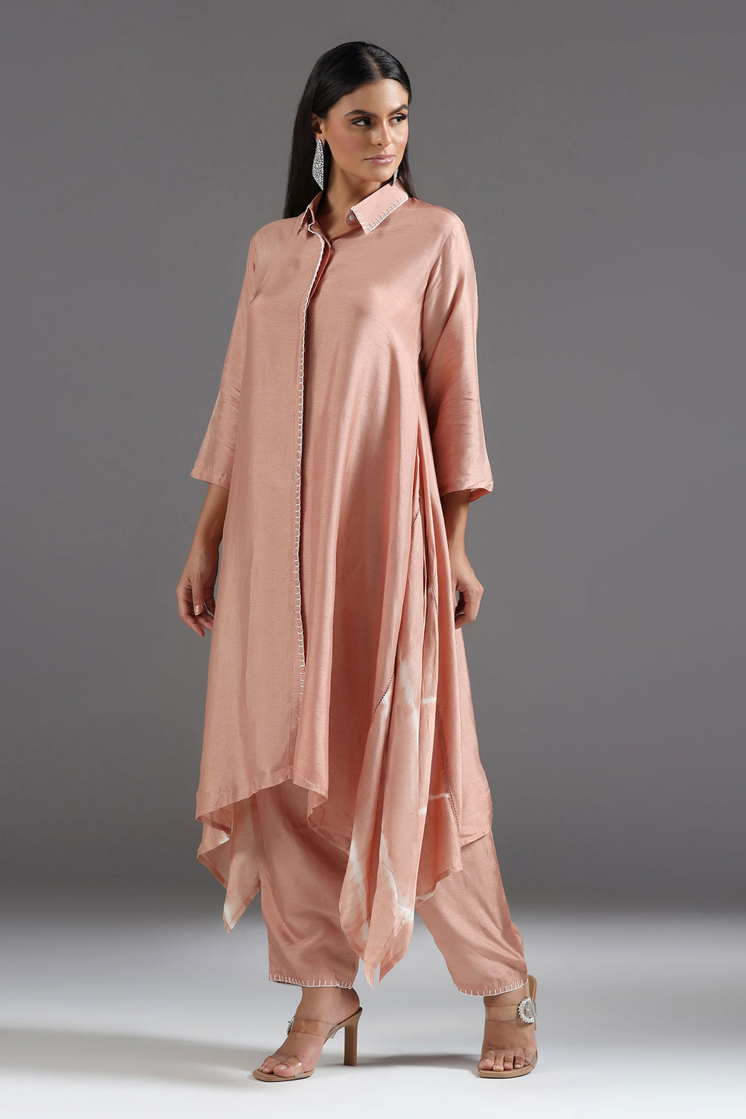 Peach Silk Kurta Set with Shirt Collar, Leheriya Side Panels & Thread Highlight Detailing