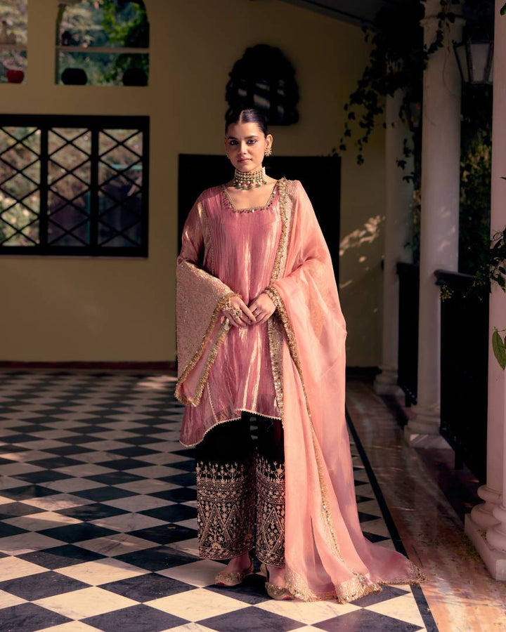 Gulab pink aariwork and small patra Embroidered Tissue Kurta Set
