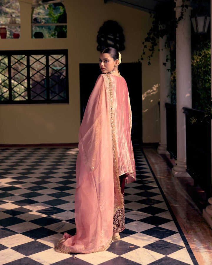 Gulab pink aariwork and small patra Embroidered Tissue Kurta Set