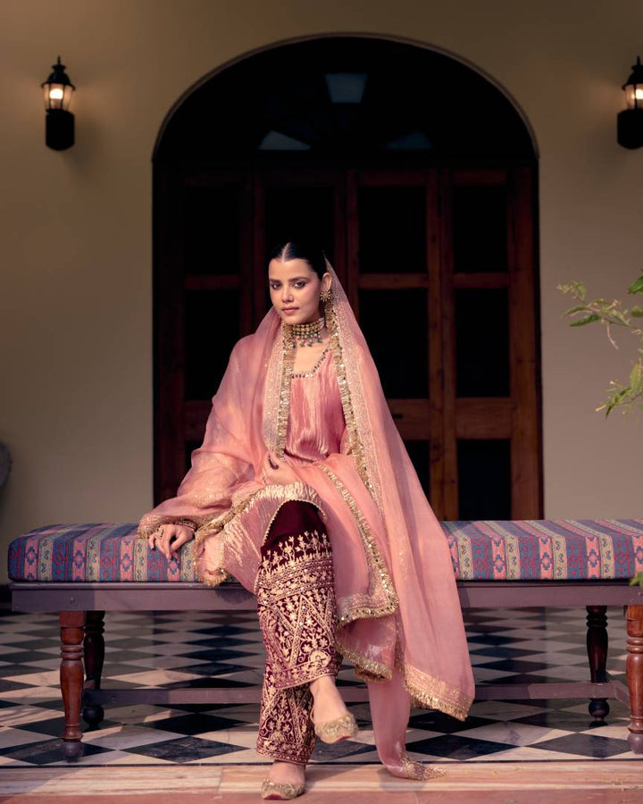 Gulab pink aariwork and small patra Embroidered Tissue Kurta Set