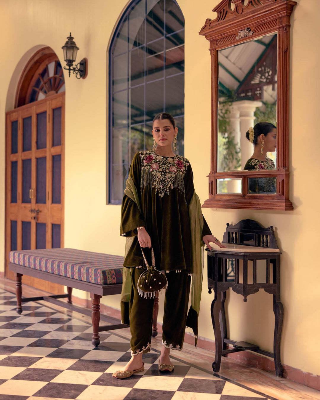 Emerald Floral Embroidered Velvet Kurta Set