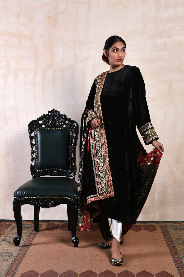 Black Velvet Kurta Set with White Tulip Pants & Banarasi Dusala