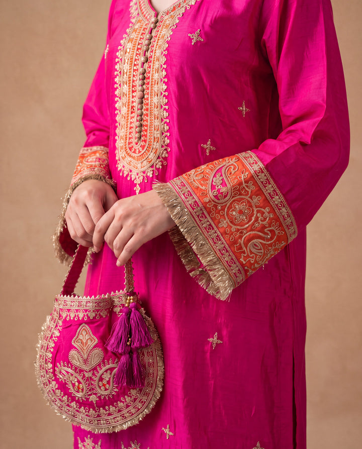 Gulabi Noor silk Farshi Set