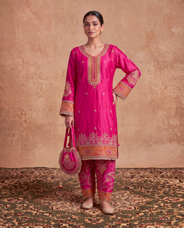 Gulabi Noor silk Farshi Set