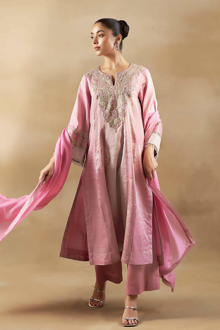 GULABI-SHADES OF PINK KALIDAR KURTA WITH A BANARASI PALAZZO AND A HABUTAI SILK DUPATTA