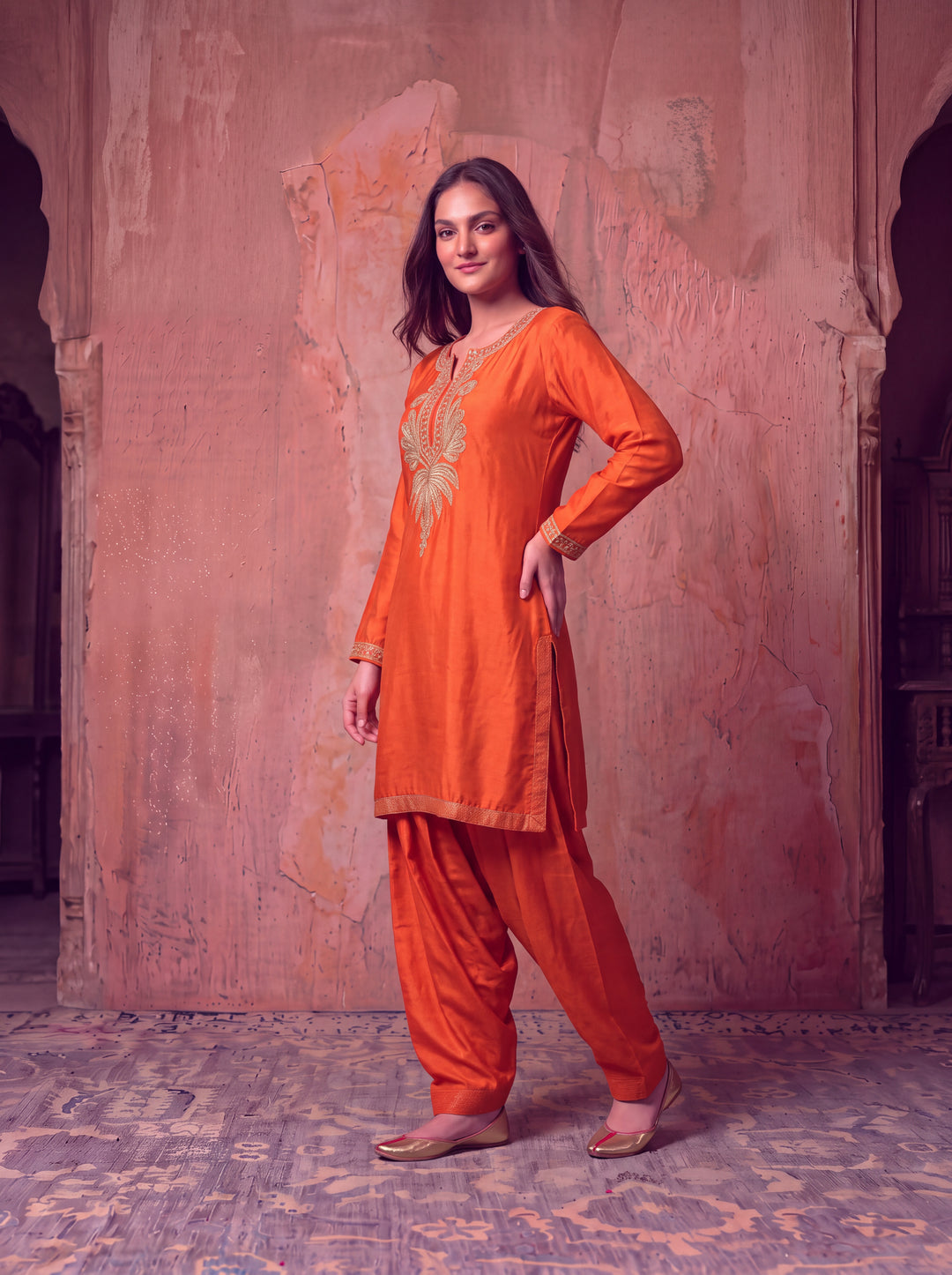 Gulnaar Zardozi silk Farshi Set