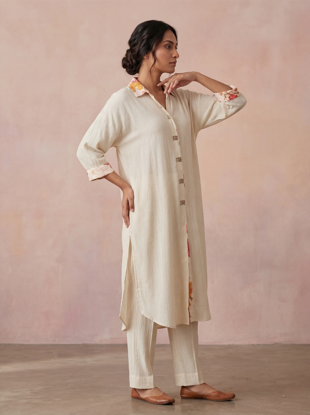 Ivory White Relaxed Kurta Set with Floral Contrast Detailing