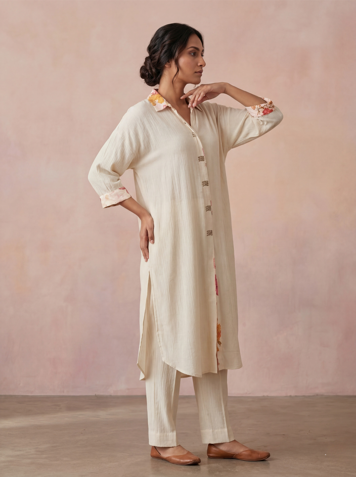 Ivory White Relaxed Kurta Set with Floral Contrast Detailing