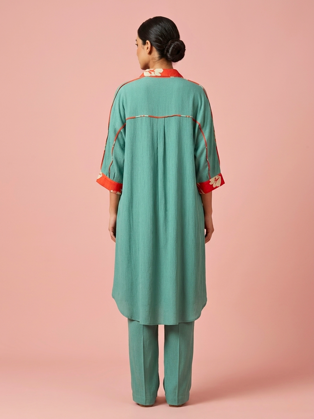 Sea Green Relaxed Kurta Set with Contrast Detail